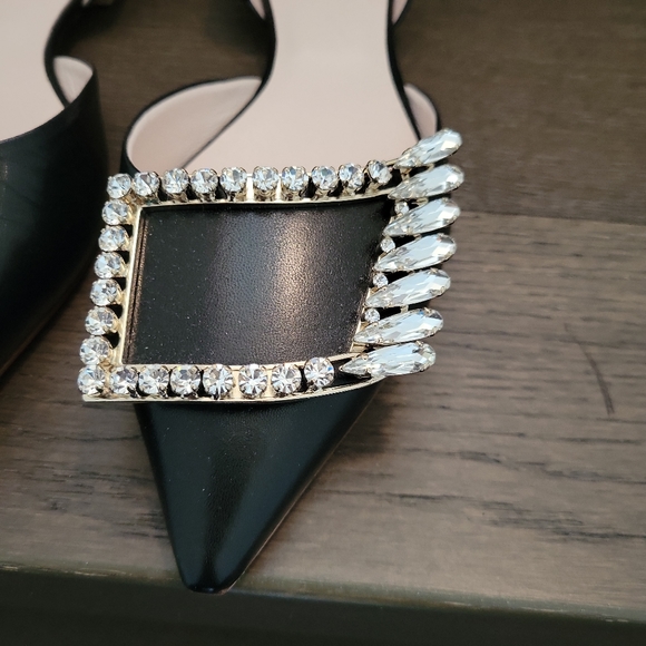 Roger Vivier black leather flats with bling bling buckle - Picture 4 of 9